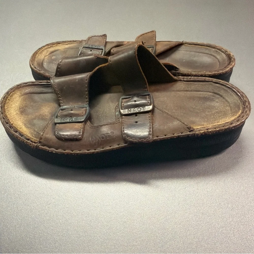 Naot Men’s Mikael Slide Sandals Crazy Horse Leather Size‎ 39 US 6-6.5 Comfort